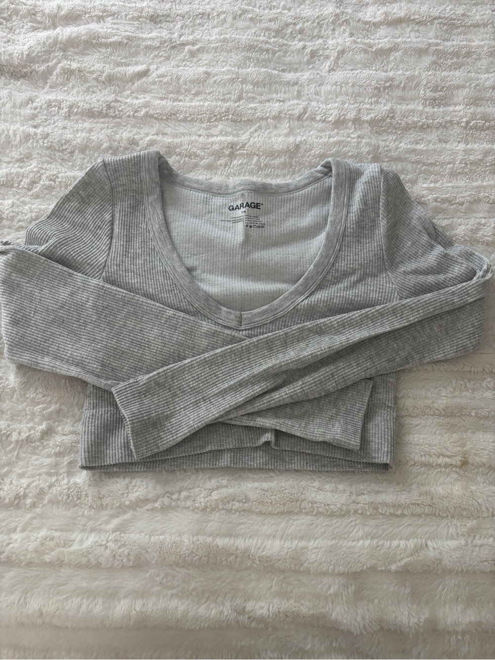 Garage Women's Light Gray Ribbed V-Neck Long Sleeve Top